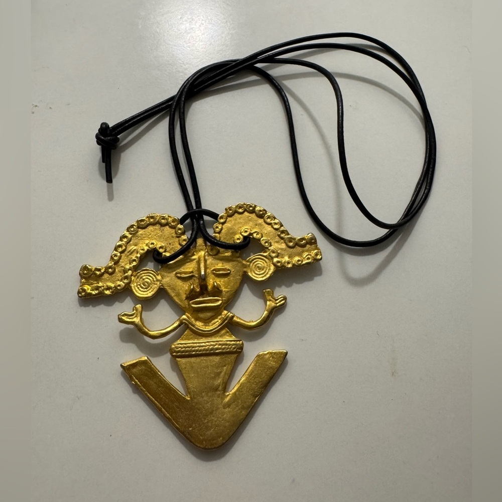 Pre-Columbian Tairona Tribal Shaman/Deity Pendant & Necklace